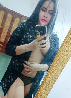 Guitar - escort in Muscat Photo 14 of 15