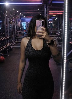 Gujarati Housewife - escort in Ahmedabad Photo 1 of 3