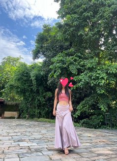 Gulabi Real Meet & Cam Show - escort in Noida Photo 3 of 3