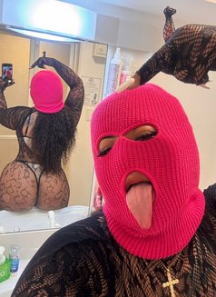 Gun wet fat A$$ natural - escort in Okinawa Island Photo 8 of 27