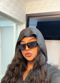 Gun wet fat A$$ natural - escort in Okinawa Island Photo 27 of 27