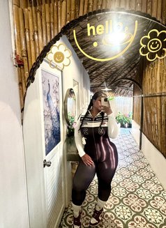 Gun fat A$$ natural - puta in Phuket Photo 15 of 26