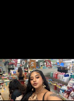 Gun fat A$$ natural - puta in Phuket Photo 19 of 26