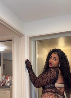 Gun fat A$$ natural - puta in Phuket Photo 23 of 26