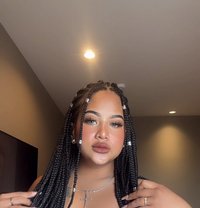 Gun - escort in Phuket Photo 1 of 11