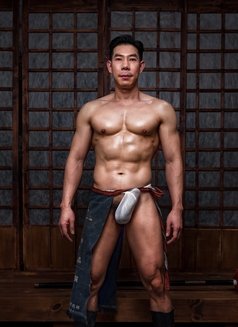 Gunbignine - Male adult performer in Dubai Photo 5 of 8