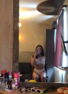 Guneş - Male escort in İstanbul Photo 2 of 10