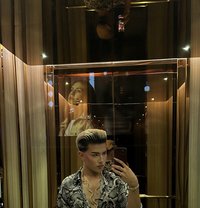 Güneş - Male escort in İstanbul
