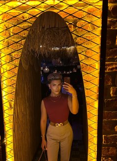 Güneş - Male escort in İstanbul Photo 3 of 7