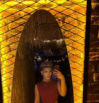 Güneş - Male escort in İstanbul