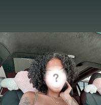 Gunie - escort in Dakar