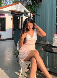 Gunjan - escort in Ahmedabad Photo 1 of 4