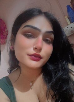 Gunjan - Acompañantes transexual in New Delhi Photo 1 of 7
