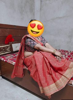 Gurgaon House Wife - puta in Gurgaon Photo 16 of 19