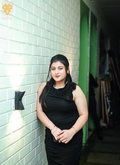 High Profile Escorts - puta in Gurgaon Photo 5 of 12