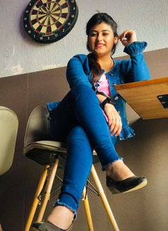 High Profile Escorts - puta in Gurgaon Photo 8 of 12