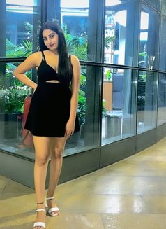High Profile Escorts - puta in Gurgaon Photo 10 of 12