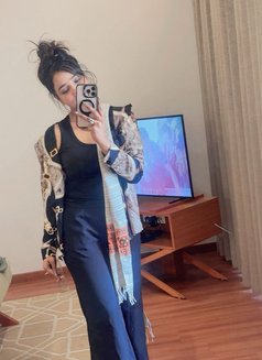 High Profiles Indian & Russian only - escort in Gurgaon Photo 4 of 4