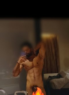 Gurjar Boy - Acompañantes masculino in New Delhi Photo 5 of 5