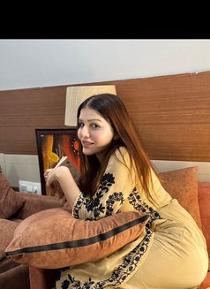 Gurleen Kaur - puta in New Delhi Photo 21 of 24