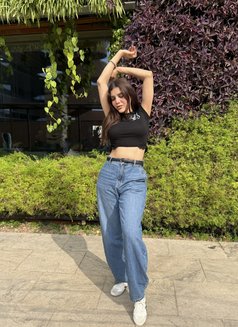 Gurleen Kaur - escort in New Delhi Photo 23 of 25