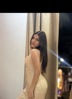 Gurleen Kaur - escort in New Delhi Photo 19 of 20