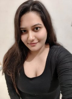 Gurmeet - escort in Mumbai Photo 3 of 4