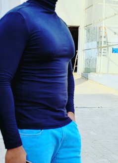Guru - Male escort in Chandigarh Photo 1 of 2
