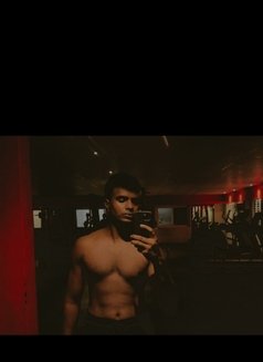 Guy Next Door - Male escort in Bangalore Photo 2 of 2