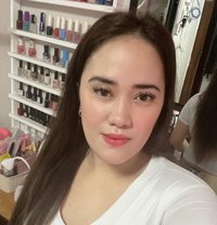 Gwen - companion in Doha