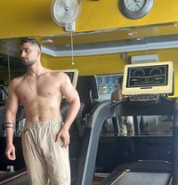 Gym Boy - Acompañantes masculino in Ajmān