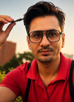 H Kumar - Only for Females / couples - Male escort in New Delhi Photo 4 of 5
