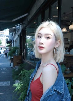 Ha Eun - escort in Bangkok Photo 6 of 7