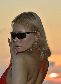 Ha Na π·πΊ π¨πΎπΉπ - masseuse in Phuket Photo 16 of 21