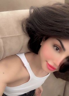 Ha Tan - Transsexual adult performer in Cairo Photo 1 of 12