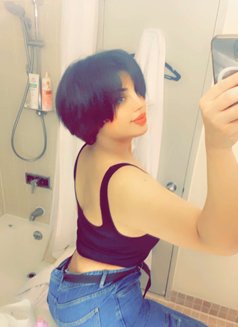 Ha Tan - Transsexual adult performer in Cairo Photo 17 of 22