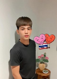 Haaril Thai Boy - Acompañantes masculino in Muscat Photo 2 of 3