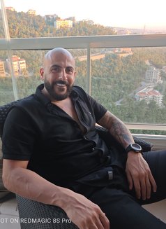 Habib - Male escort in Beirut Photo 10 of 10