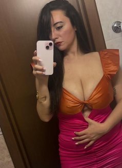 Habiba - escort in Alexandria Photo 1 of 3