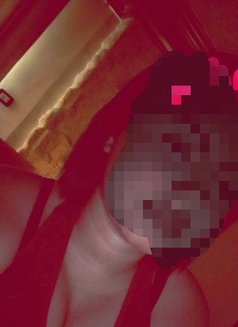 Habiba - escort in Cairo Photo 1 of 2