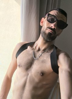 EBEX Sy ,only for couple our girls - Acompañantes masculino in Dubai Photo 6 of 7