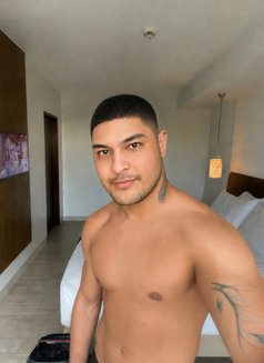 HabibiTonyXL - Acompañantes masculino in Cebu City Photo 8 of 9