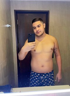 HabibiTonyXL - Acompañantes masculino in Manila Photo 6 of 9