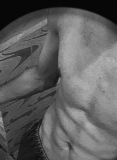 Young Costa - All yours - Acompañantes masculino in Dubai Photo 5 of 5