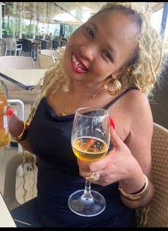 Hadassah Ntazola - escort agency in Nairobi Photo 3 of 4