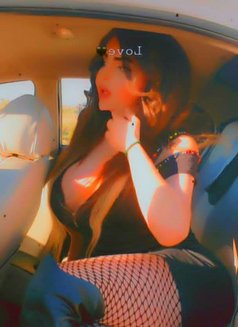Hadeel Lattakia - Acompañantes transexual in Damascus Photo 8 of 9