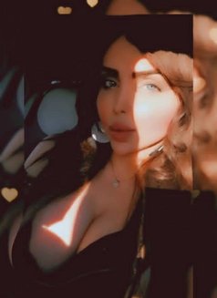 Hadeel Lattakia - Acompañantes transexual in Damascus Photo 9 of 9