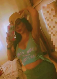 Hadeel Lattakia - Acompañantes transexual in Damascus Photo 4 of 14