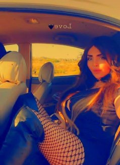 Hadeel Lattakia - Acompañantes transexual in Damascus Photo 9 of 14