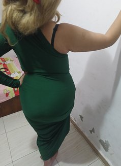 Hadir - escort in Alexandria Photo 5 of 9